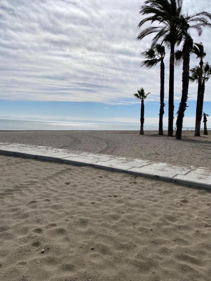Stylish 3 Bed House 2 Bathrooms, With Patio, Roof Terrace And Communal Pool 5 Minutes Away From The Beautiful Spanish White Village Of Casares Pueblo And Only 20 Mins From The Sea Екстериор снимка